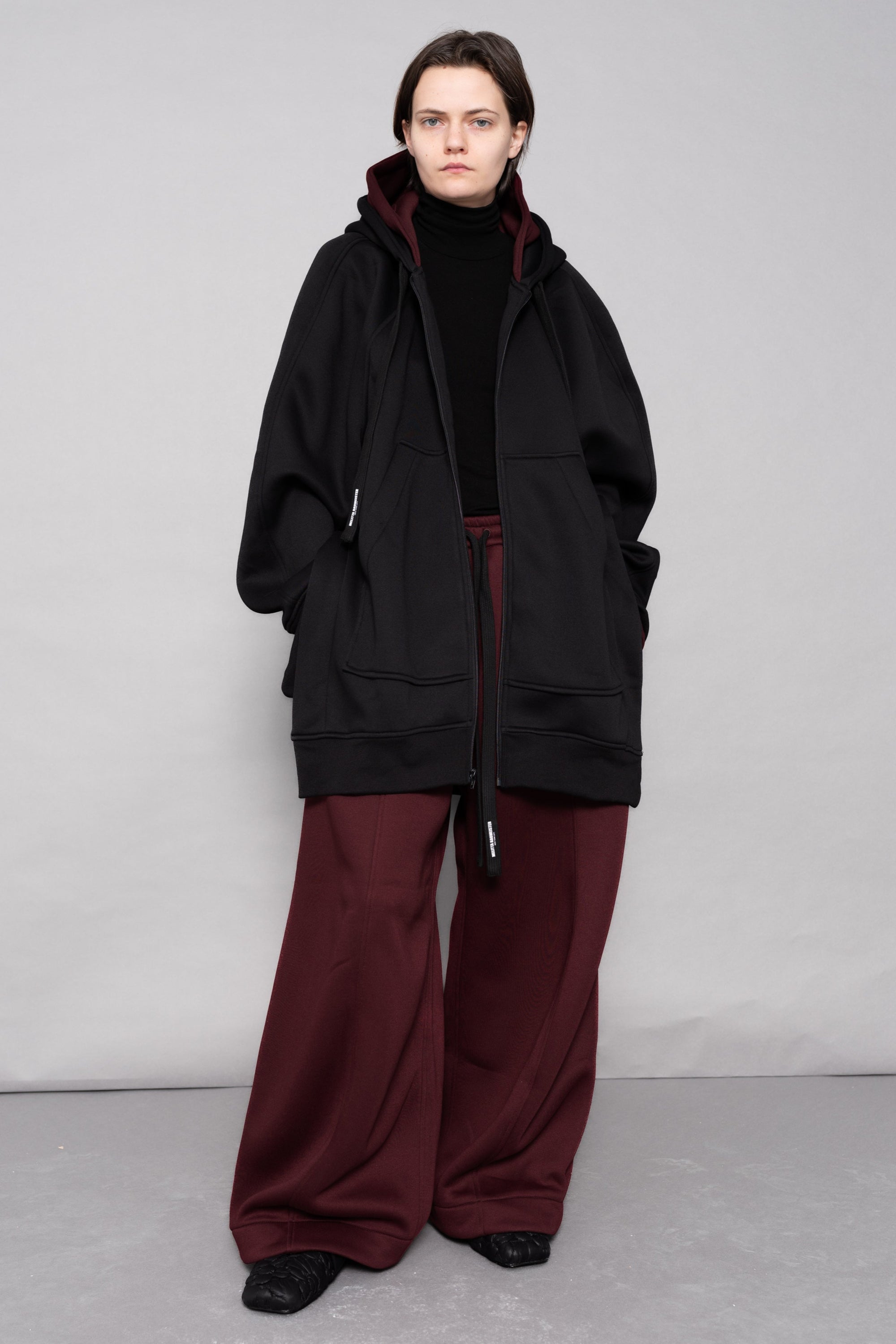 BORDEAUX ROUND-LEG LOUNGEPANTS