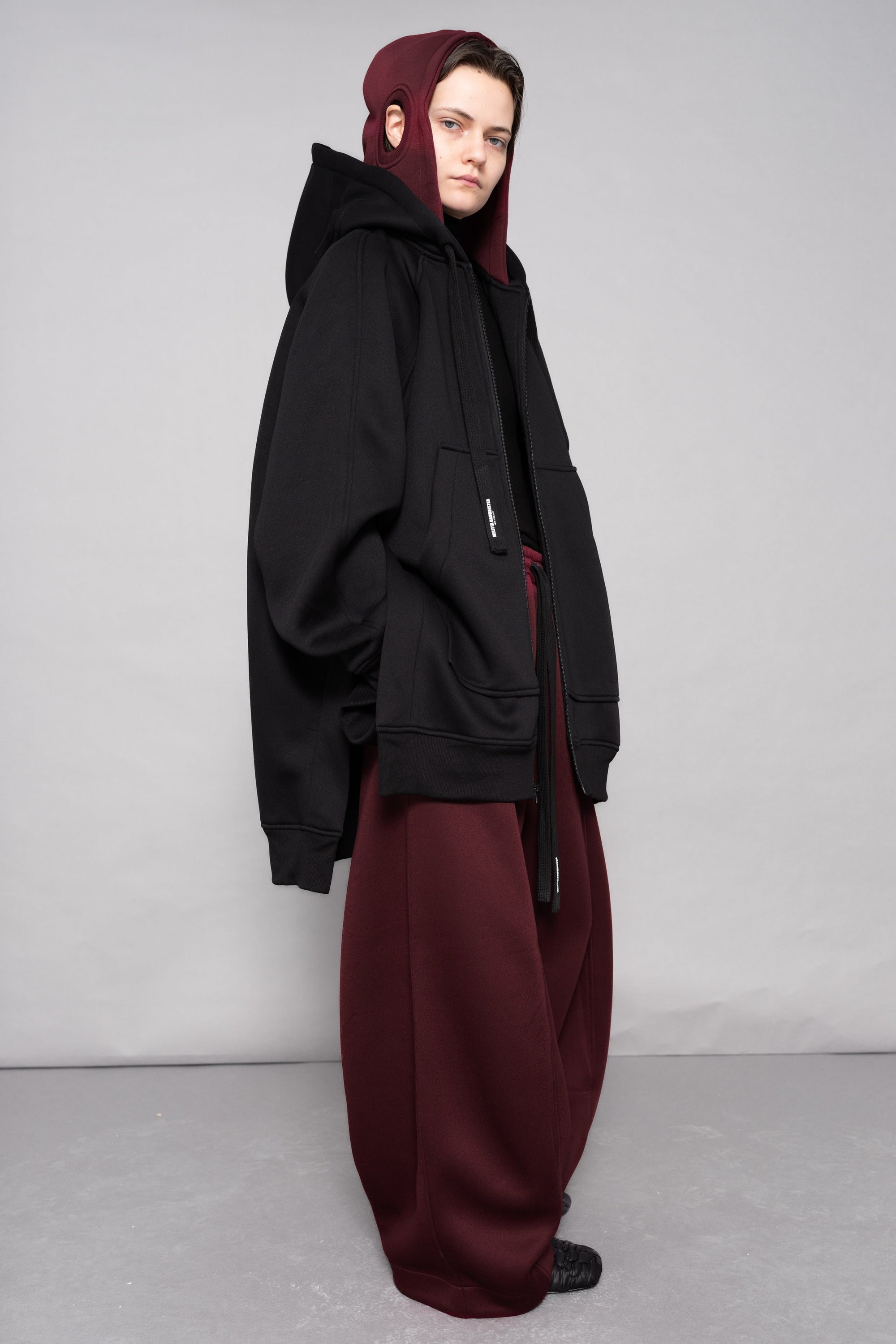 BORDEAUX ROUND-LEG LOUNGEPANTS
