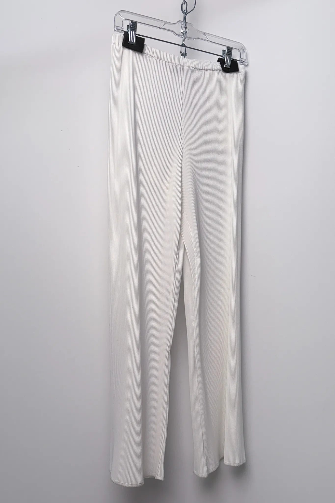 032 white ripple pants