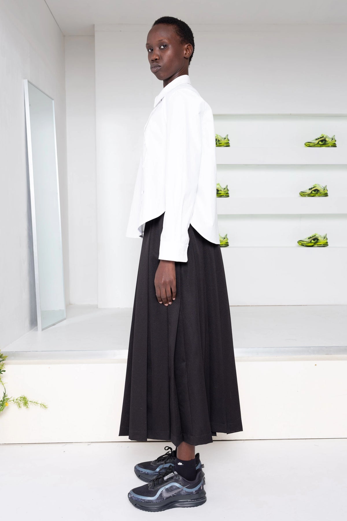 BLACK WIDE-PLEAT CULOTTE