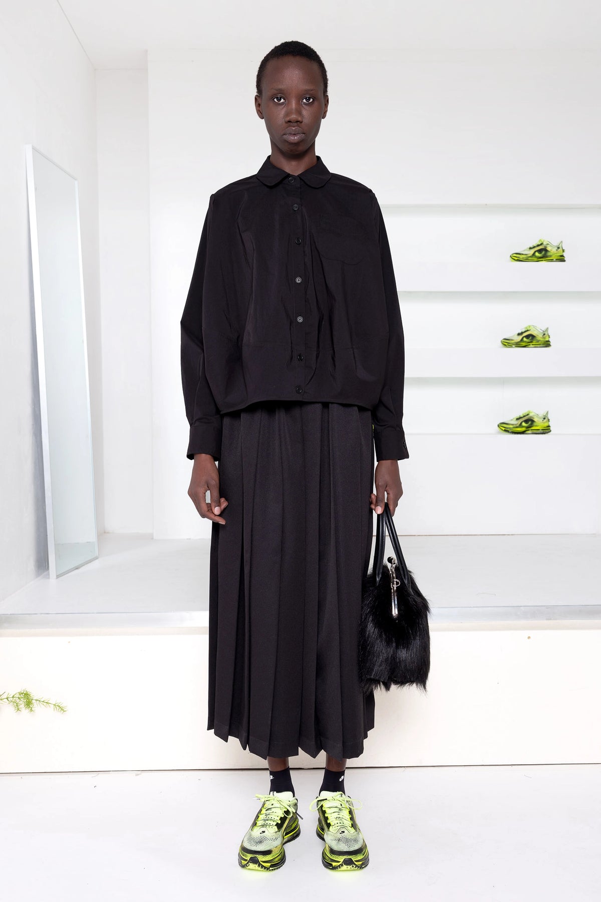 BLACK LONG SLEEVE COCOON SHIRT