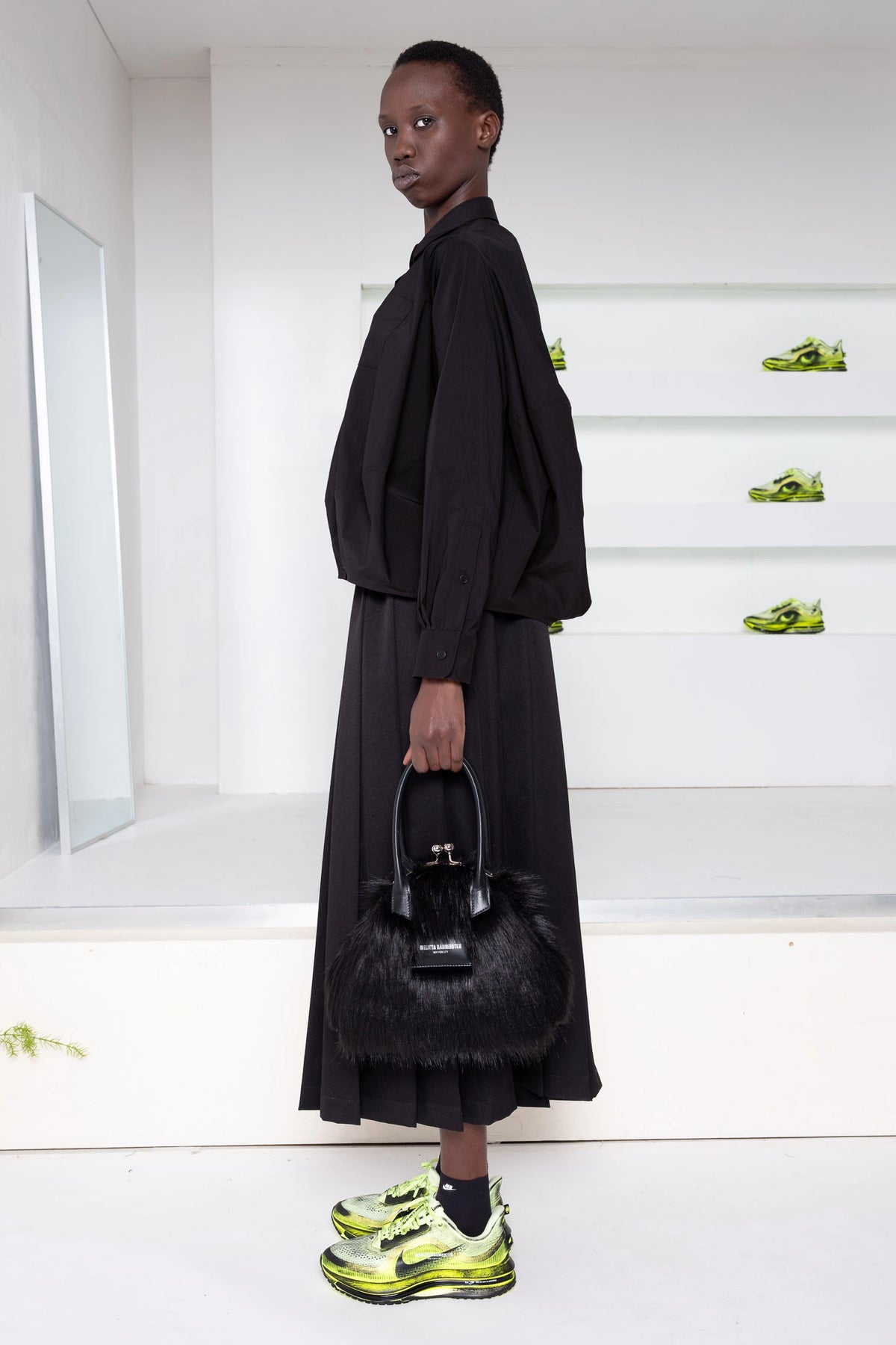 BLACK LONG SLEEVE COCOON SHIRT