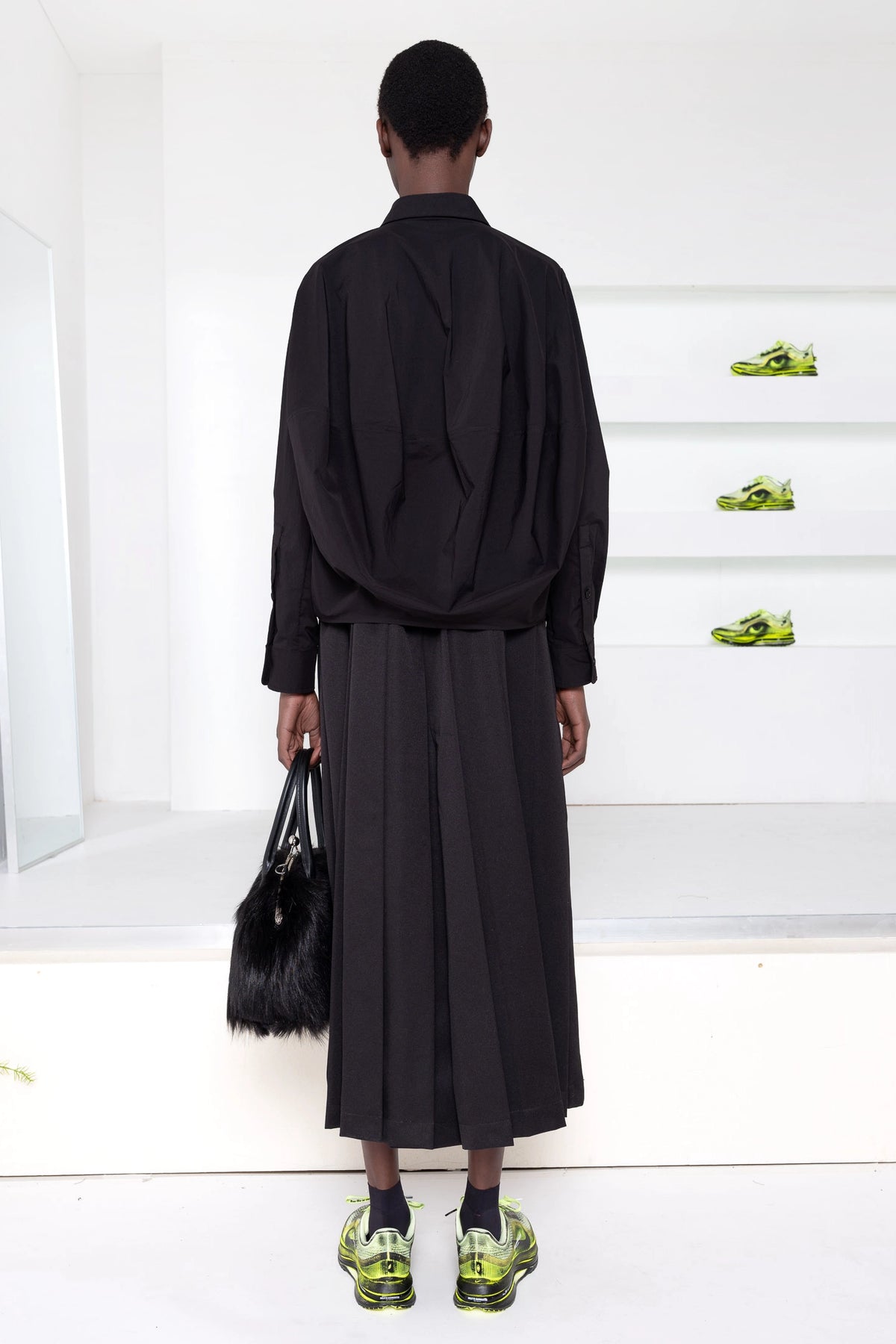 BLACK LONG SLEEVE COCOON SHIRT
