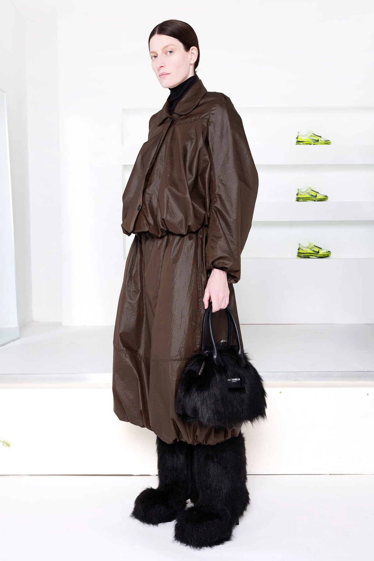 BROWN O-LINE SKIRT