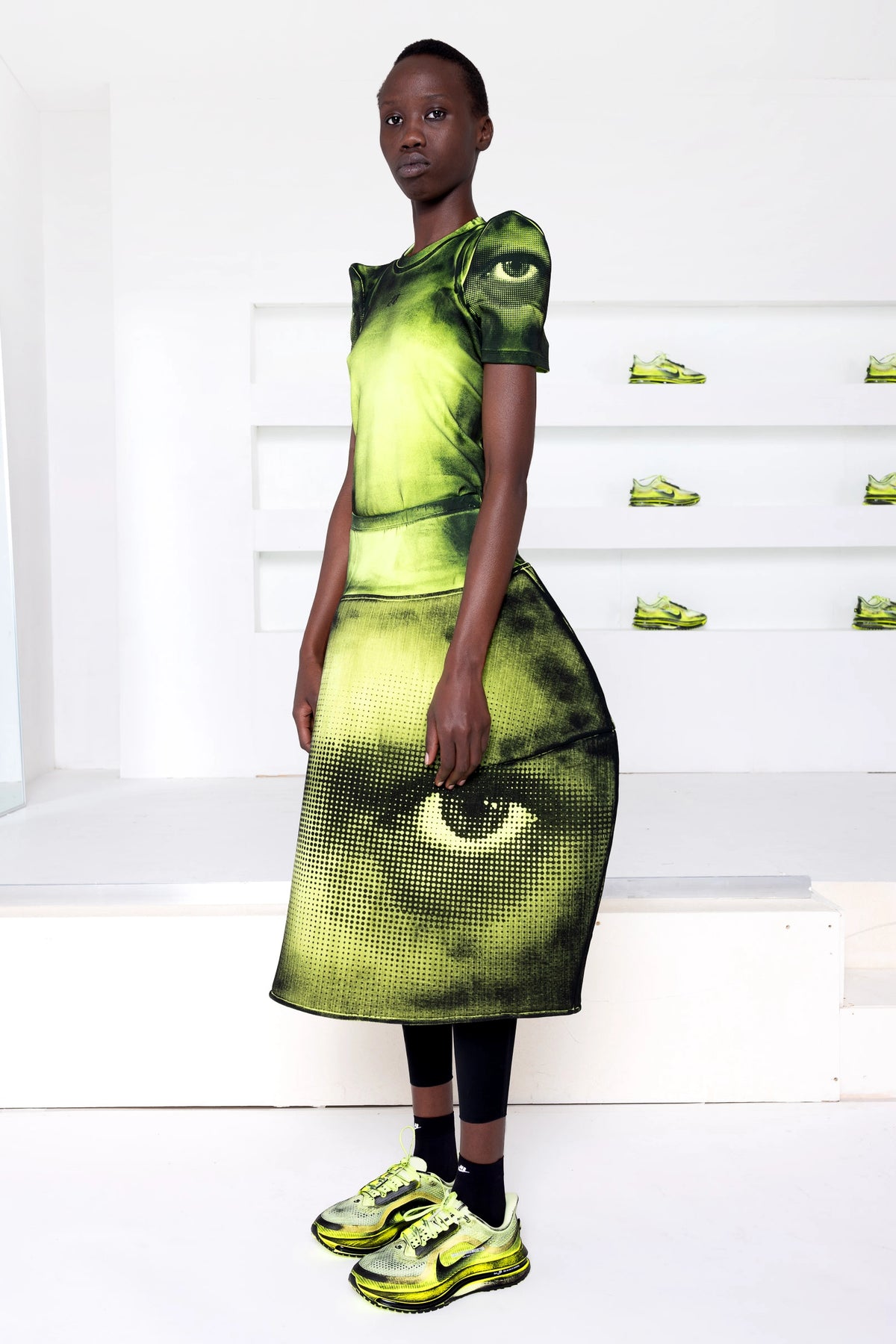 PAINTED EYE PRINT / VOLT FOAMY BALL SKIRT