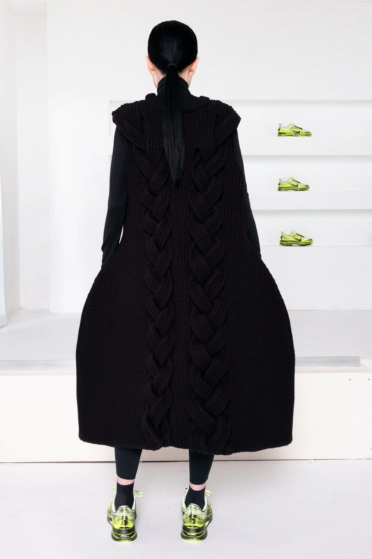 BLACK FOAMY BRAIDED KNIT DRESS