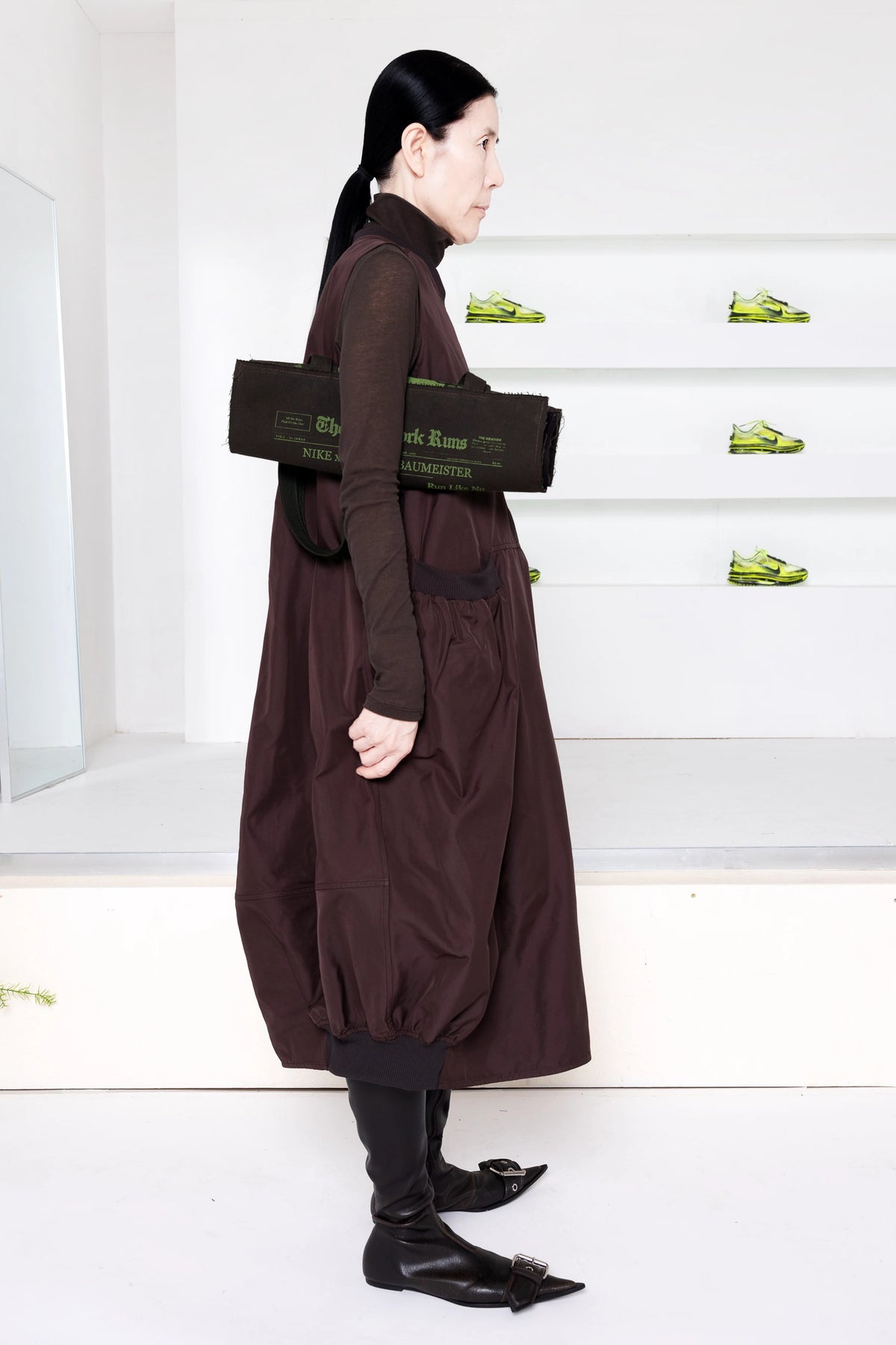 DARK BROWN FRONT POCKET DRESS