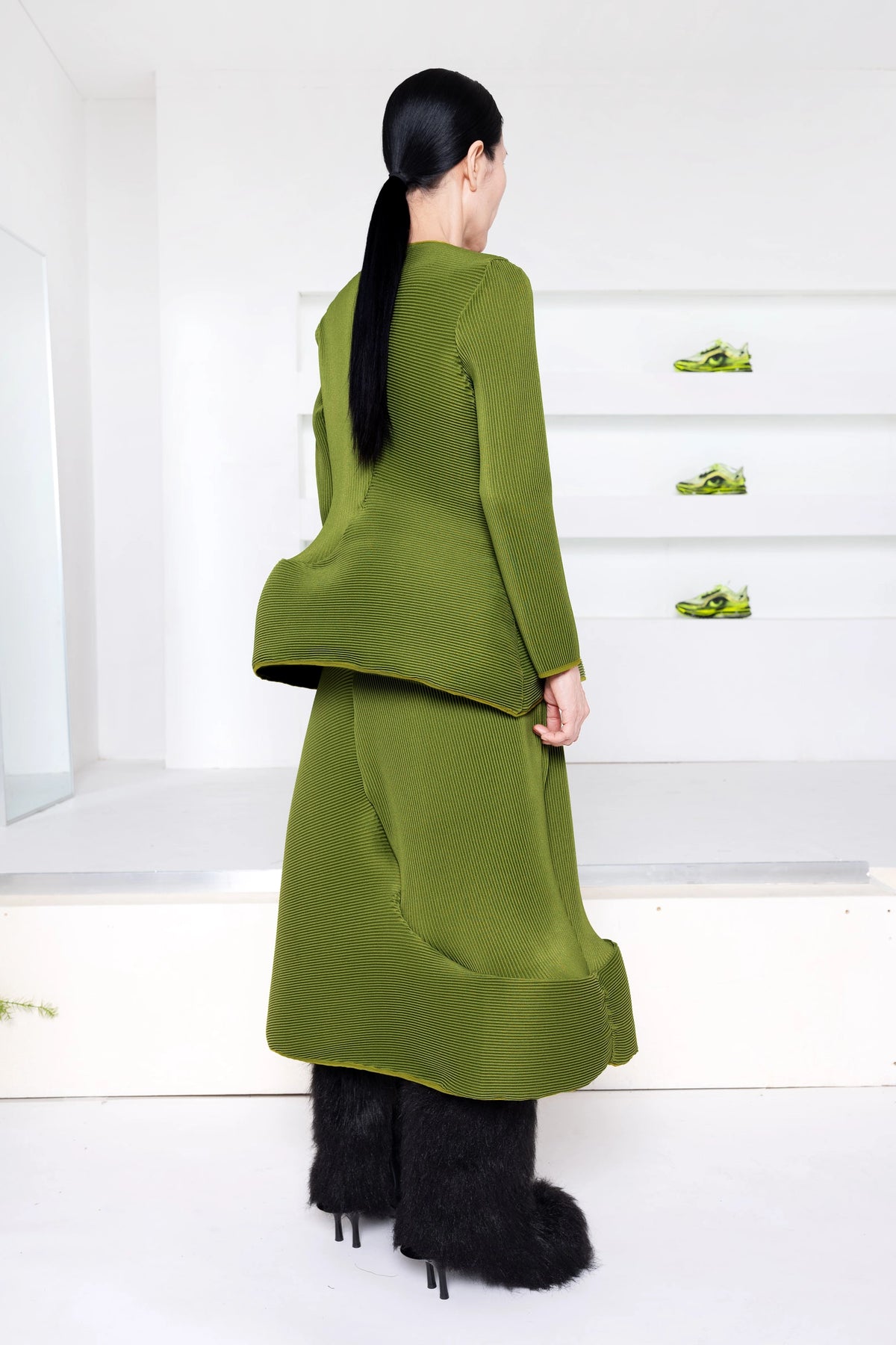GREEN ENOUGH SWIRLY RIPPLE SKIRT