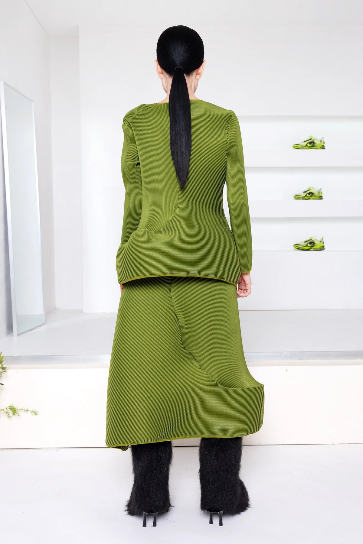 GREEN ENOUGH SWIRLY RIPPLE SKIRT