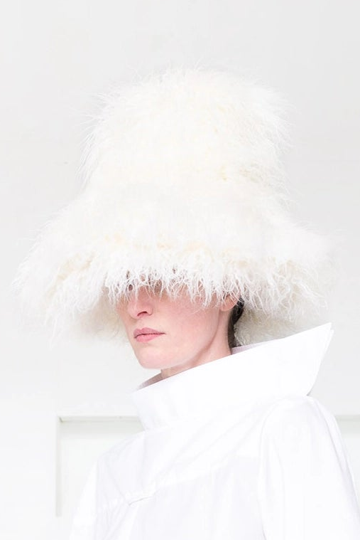 WHITE FLUFFY HAT