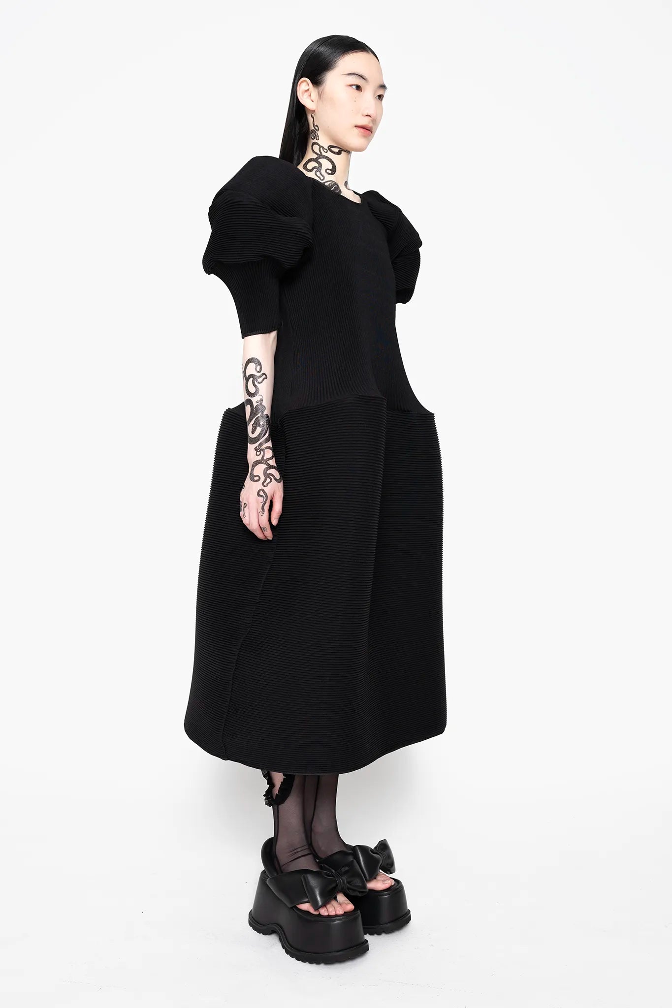 MELITTA-BAUMEISTER-Big-Sleeve-Ripple-Dress-Black-Slight-Right-Side-View