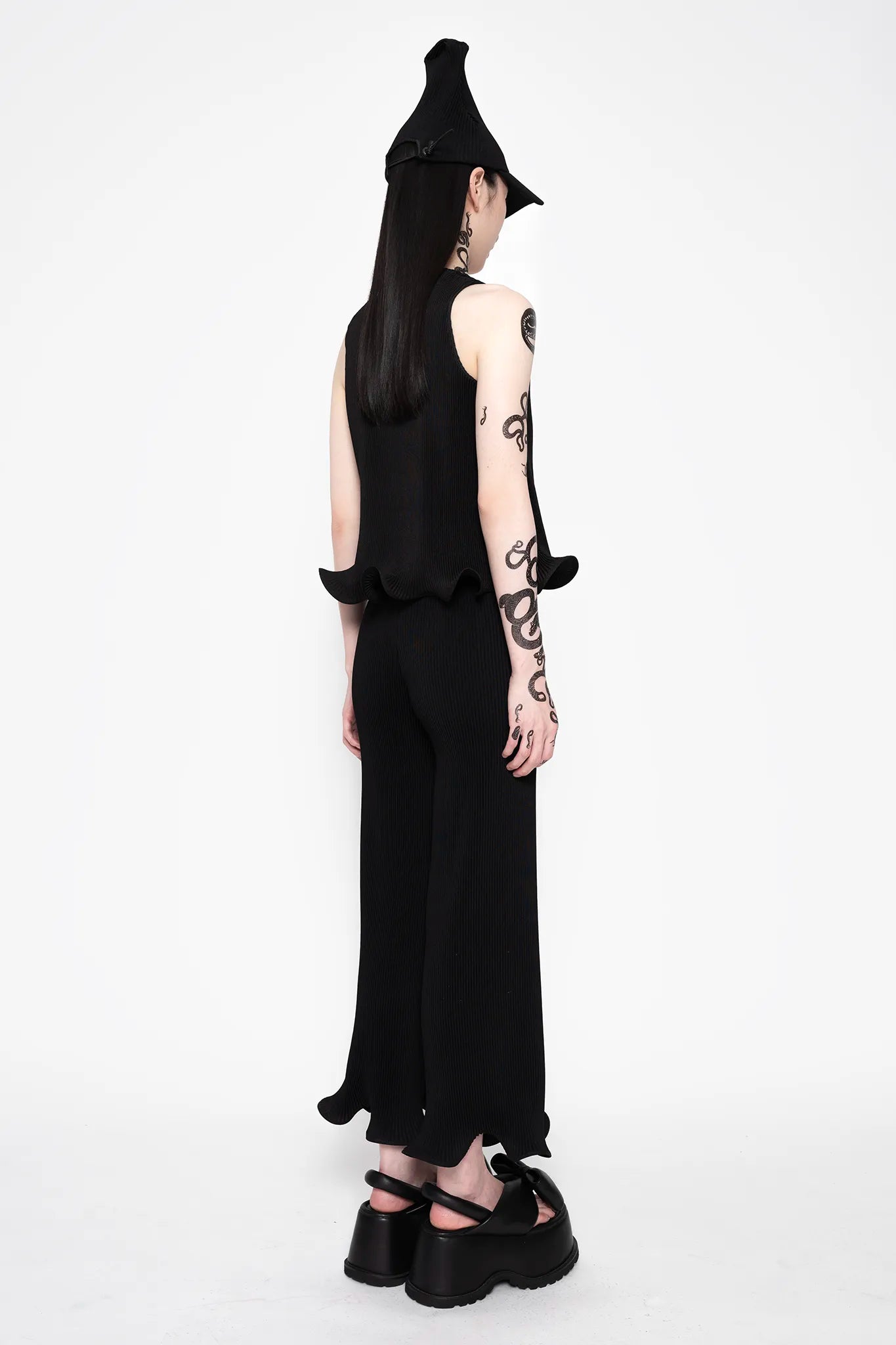 MELITTA-BAUMEISTER-Ripple-Ruffle-Tank-Black-SLIGHT-RIGHT-BACK-VIEW-FULL-BODY
