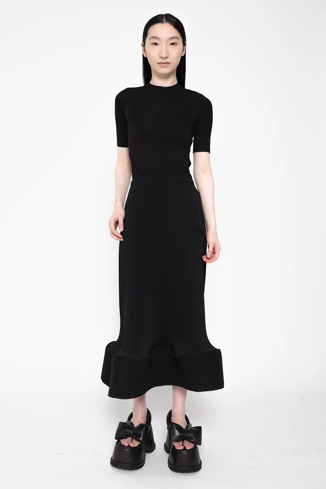 MELITTA-BAUMEISTER-Ripple-Wavy-Skirt-Black-FRONT-VIEW-FULL-BODY