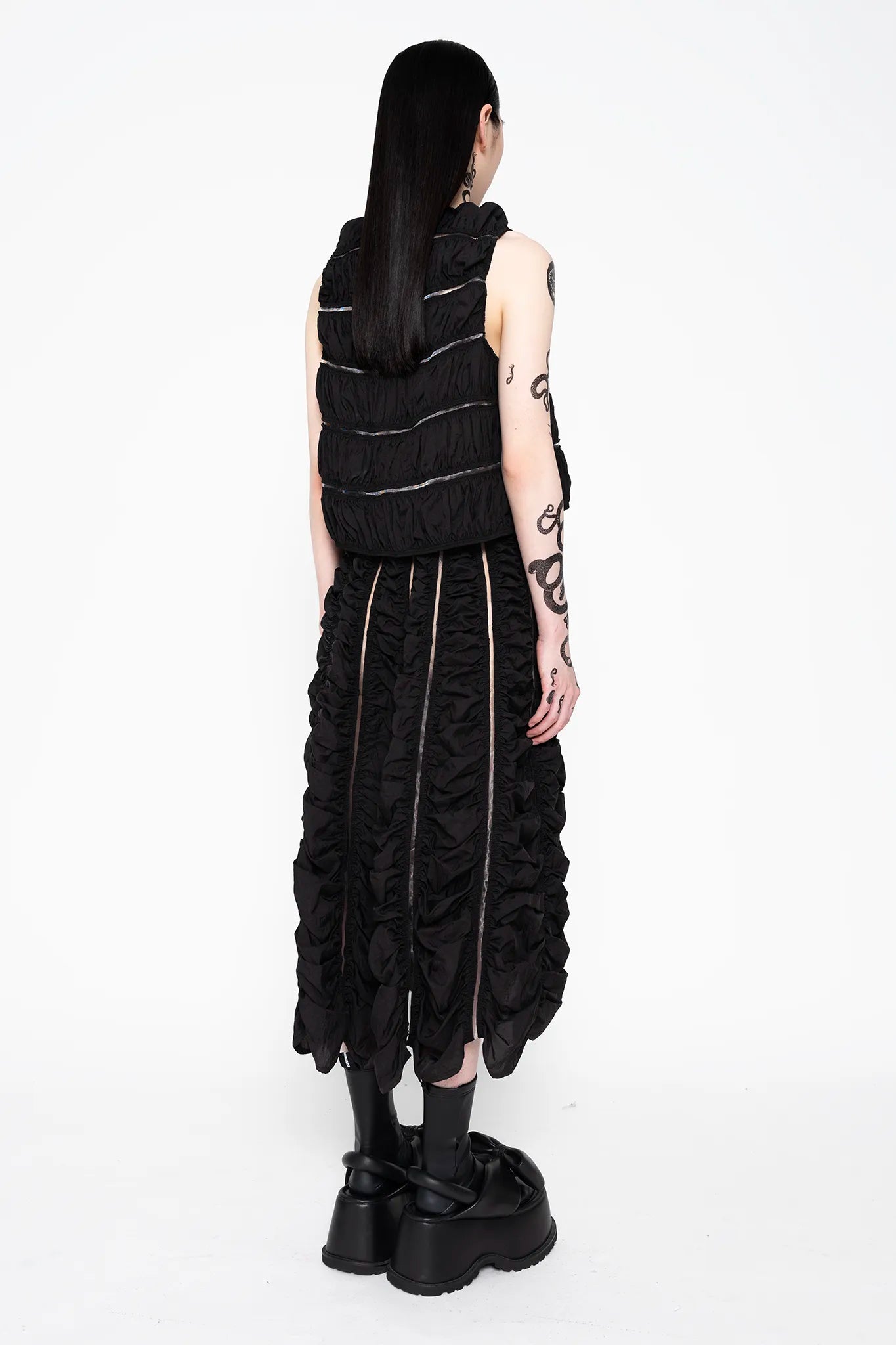 MELITTA-BAUMEISTER-Ruched-Tank-Black-SLIGHT-RIGHT-SIDE-BACK-VIEW