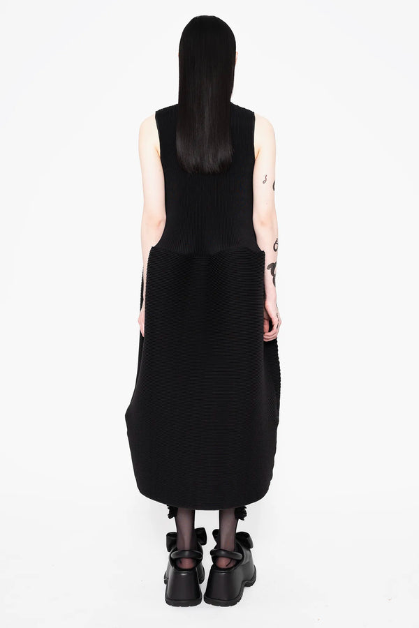MELITTA-BAUMEISTER-Sleeveless-Ripple-Dress-Black-BACK-VIEW