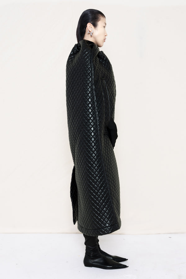 BLACK QUILTED CAPE