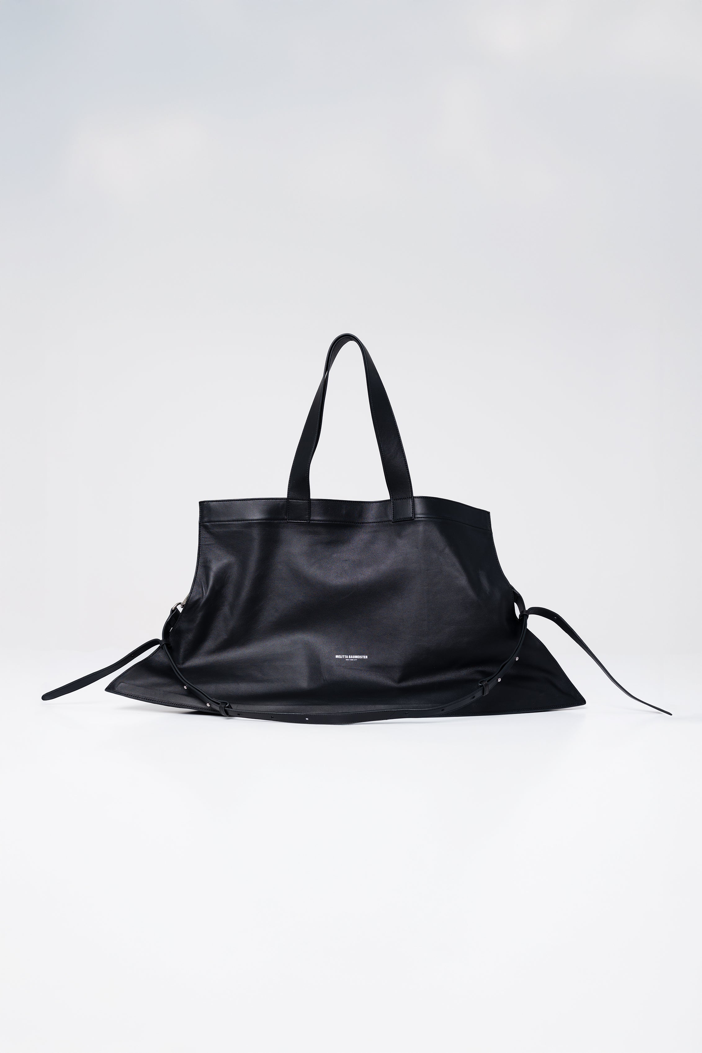 BLACK POINTY WEEKENDER – Melitta Baumeister