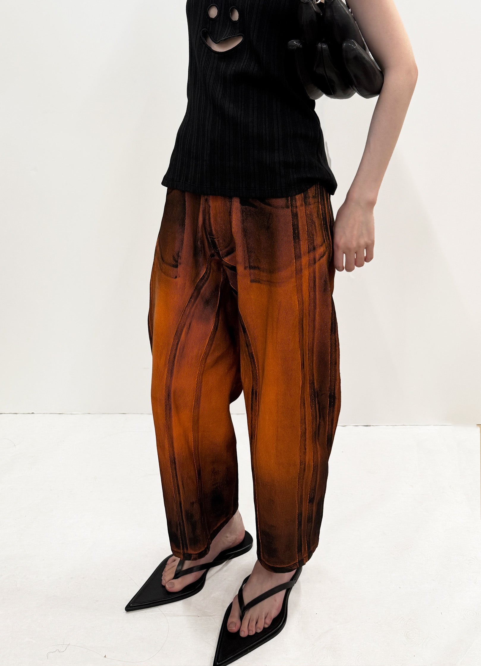 HAND PAINTED ORANGE DOUBLE POCKET CROPPED JEANS
