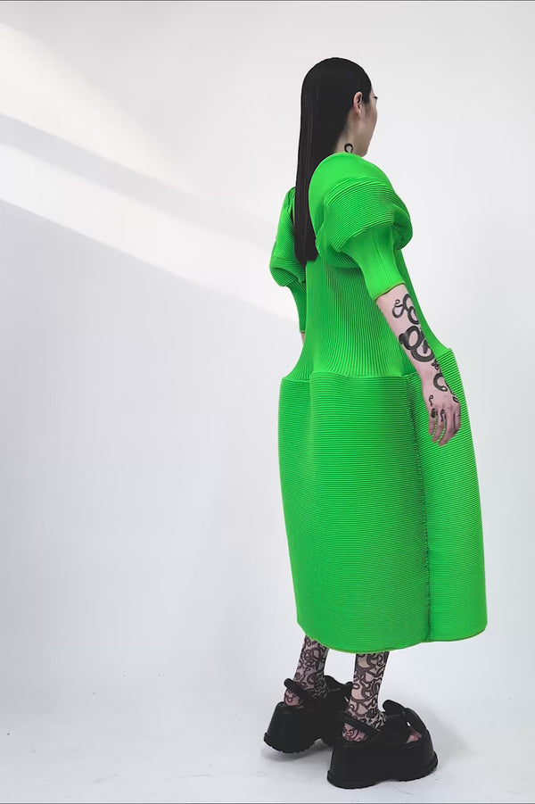 MELITTA BAUMEISTER - Big Sleeve Ripple Dress in Green