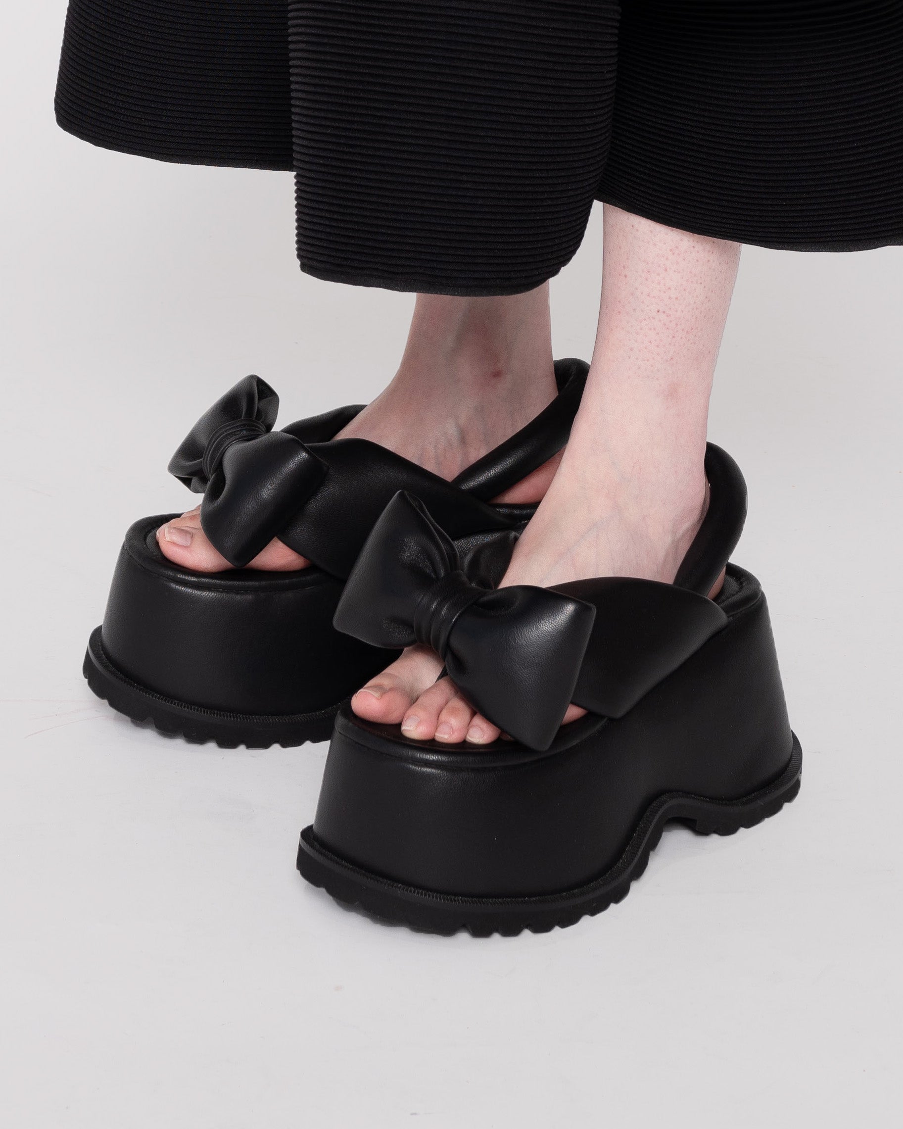 MELITTA-BAUMEISTER-Bow-Platform-Sandals-Black-Slight-Left-Side-View